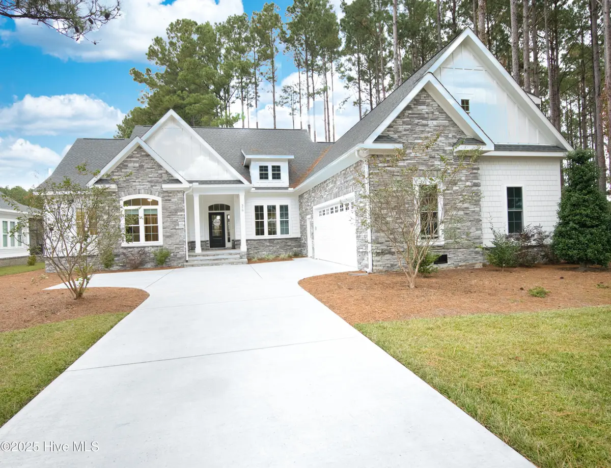 378 Autumn Pheasant Loop Nw, Calabash, NC 28467 - Image #1