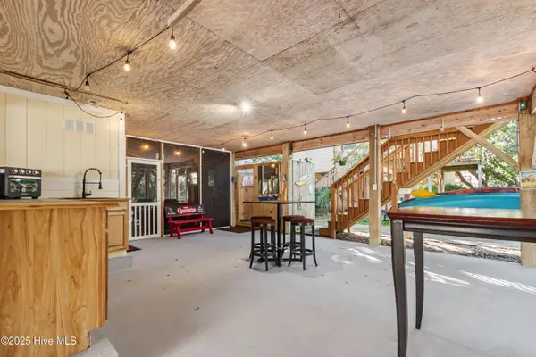 307 Bay Circle, North Topsail Beach, NC 28460