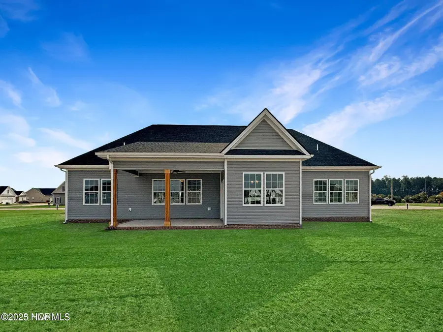 1006 Staysail Street, Elizabeth City, NC 27909 - Image #3