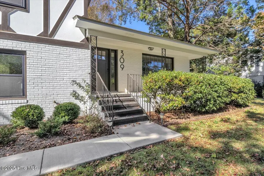 309 Buccaneer Road, Wilmington, NC 28409 - Image #3