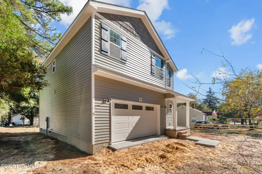 1010 W Saunders Avenue, Aberdeen, NC 28315 - Image #3