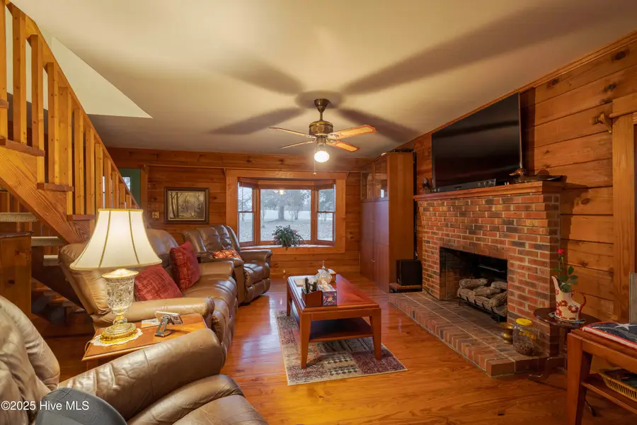 400 Airplane Lane, Turkey, NC 28393 - Image #3