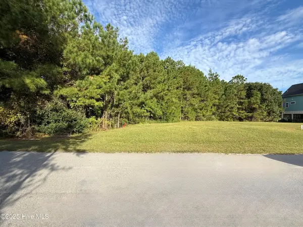 155 Everett Park Trail, Holly Ridge, NC 28445