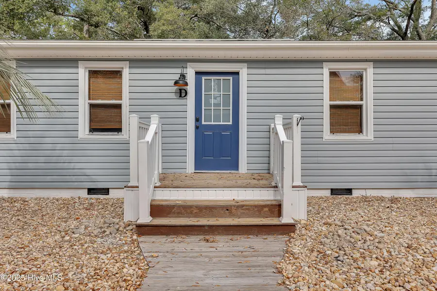 111 NE 19th Street #C & D, Oak Island, NC 28465 - Image #3