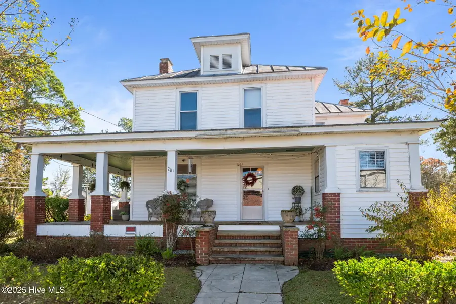 201 S 6th Street, Creswell, NC 27928 - Image #2