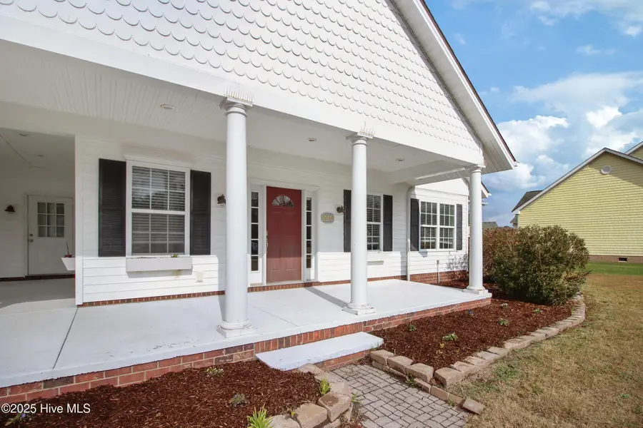 128 Creekside Drive, Moyock, NC 27958 - Image #3