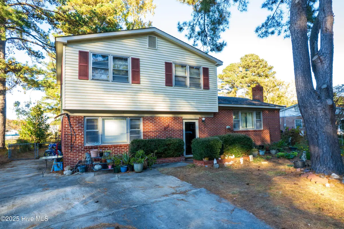 1718 Providence Road, Elizabeth City, NC 27909 - #1