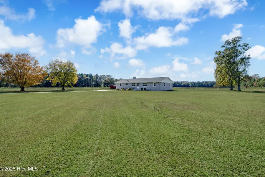 1505 Us Hwy 117 Bypass S, Burgaw, NC 28425 - Image #2