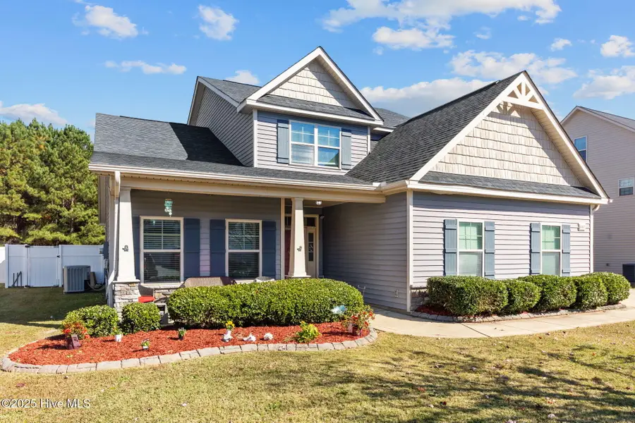 667 Saint Johns Loop, Raeford, NC 28376 - Image #3