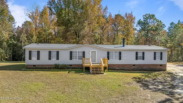211 Crabtree Place, Carthage, NC 28327