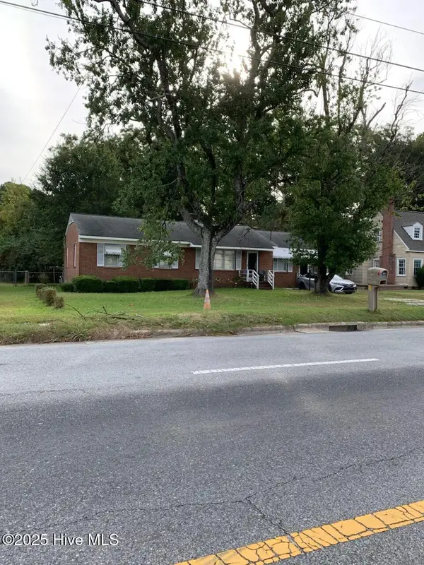 2517 S Memorial Drive, Greenville, NC 27834