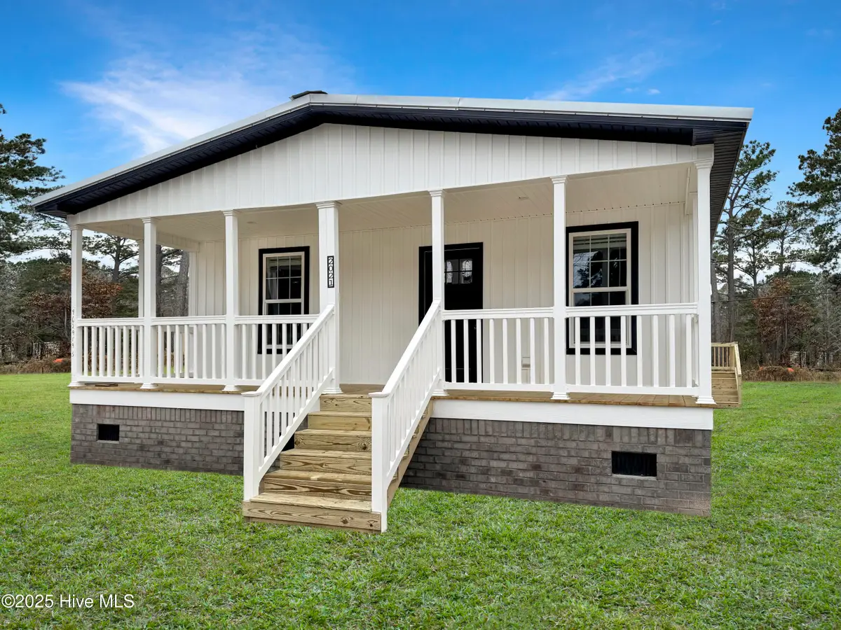 1021 Pine Ridge Court, Castle Hayne, NC 28429 - Image #1