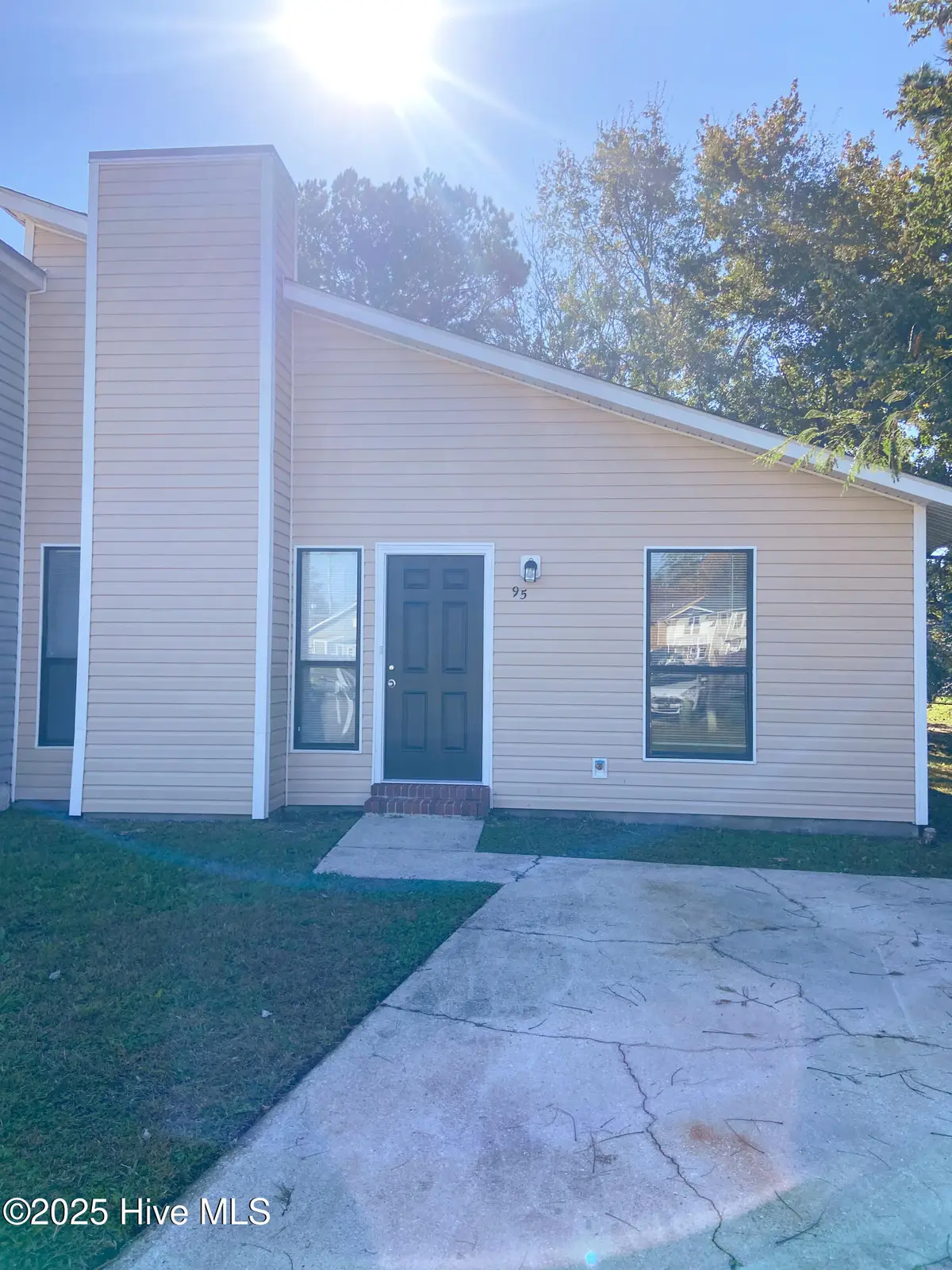 95 Aspen Place, Jacksonville, NC 28546 - Image #1