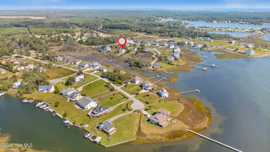 306 Joan Court, Beaufort, NC 28516 - Image #3