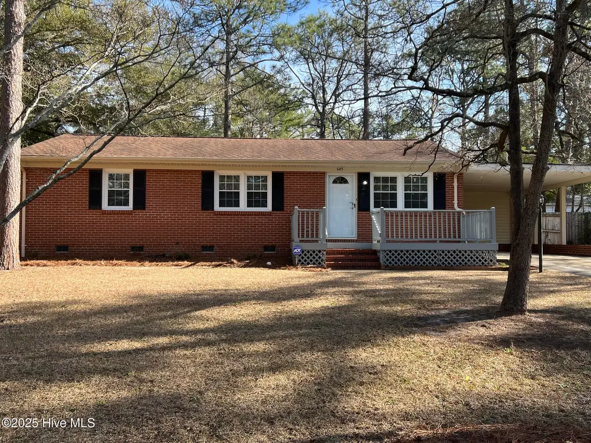 645 N Page Street, Southern Pines, NC 28387 - Image #1