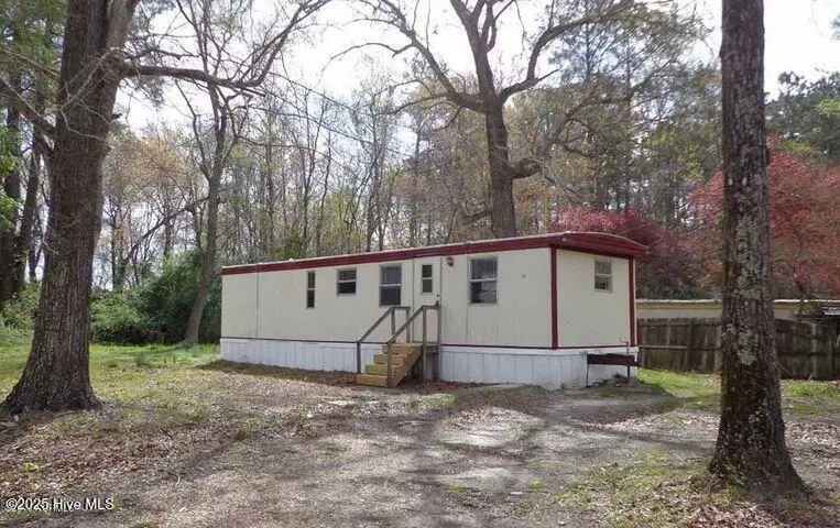141 Denise Drive, Jacksonville, NC 28540 - Image #1