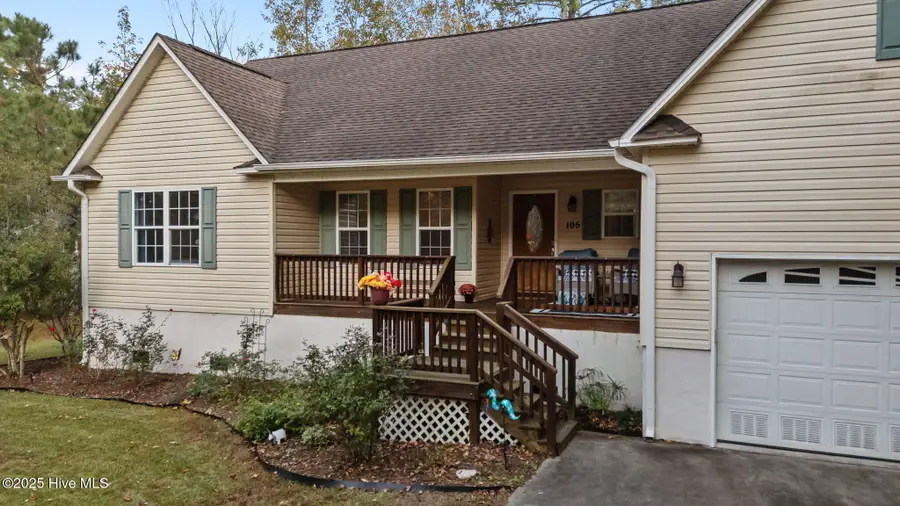 105 Seafarers Court, New Bern, NC 28562 - Image #2