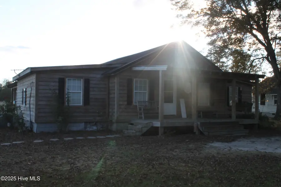 92 Powell Loop, Whiteville, NC 28472 - Image #2