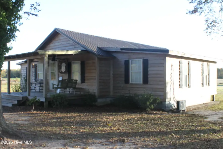 92 Powell Loop, Whiteville, NC 28472 - Image #3