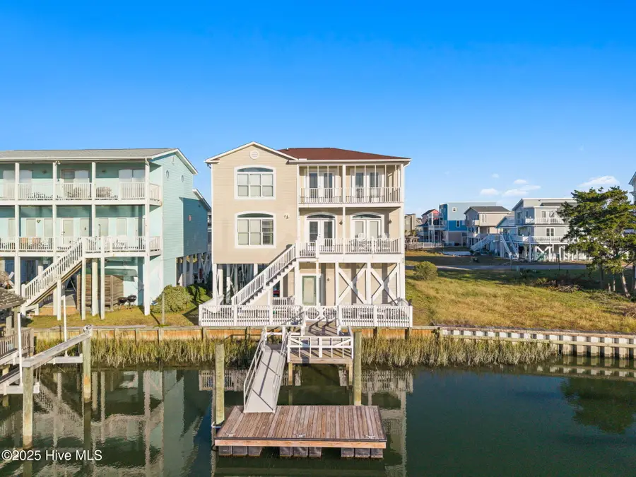 109 Salisbury Street, Holden Beach, NC 28462 - Image #2