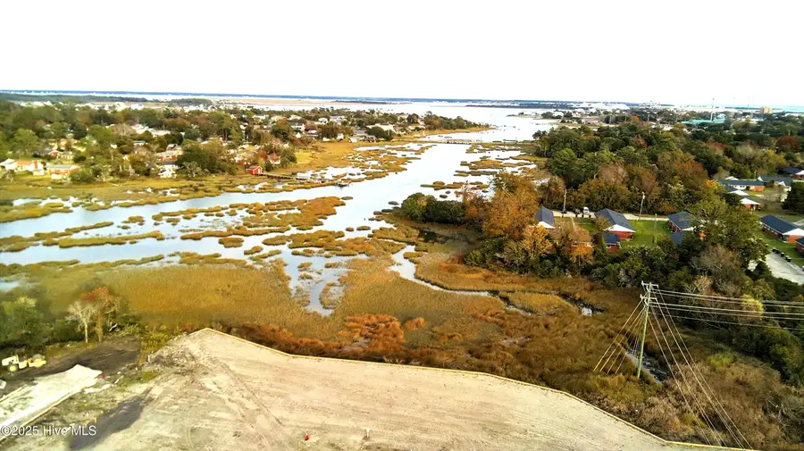 2403 Ferabee Street, Morehead City, NC 28557 - Image #3