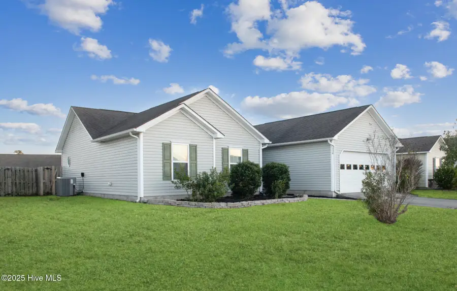 236 Red Carnation Drive, Holly Ridge, NC 28445 - Image #2