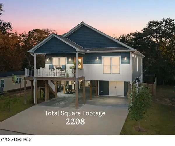 7605 E Yacht Drive Ne, Oak Island, NC 28465