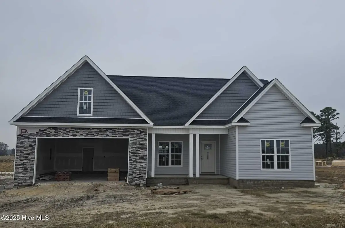 1907 Ridenour Court, Farmville, NC 27828 - Image #1