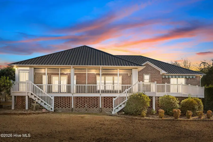 459 Chadwick Shores Drive, Sneads Ferry, NC 28460 - Image #2