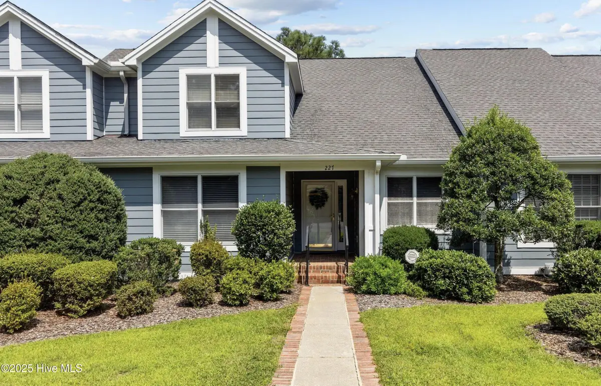 227 N Knoll Road N, Southern Pines, NC 28387 - Image #1