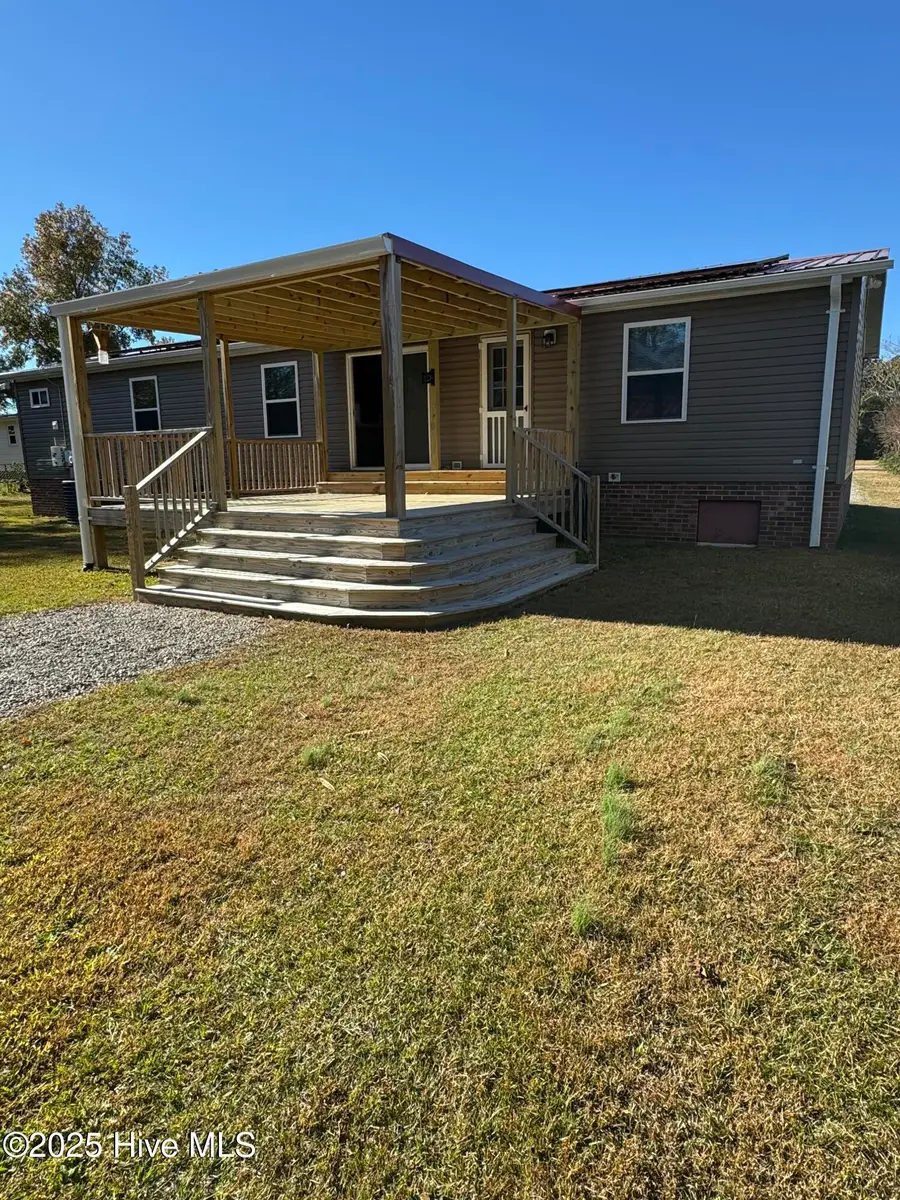 115 Windward Drive, Rocky Point, NC 28457 - Image #2