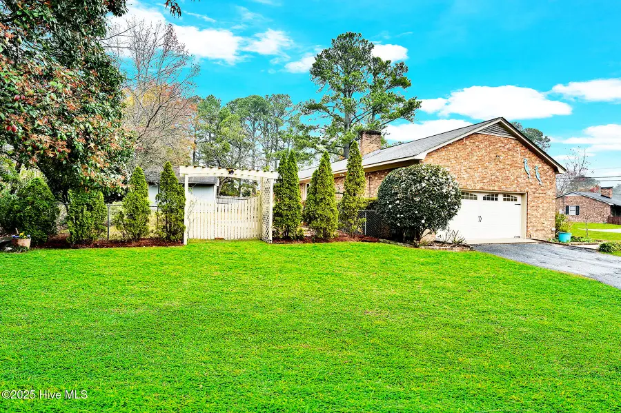108 Wilkshire Drive, Greenville, NC 27858 - Image #3