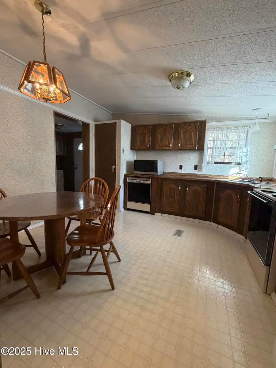 305 Central Avenue, Black Creek, NC 27813 - Image #3