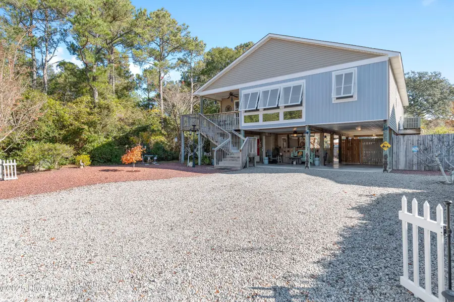 226 NE 43rd Street, Oak Island, NC 28465 - Image #3
