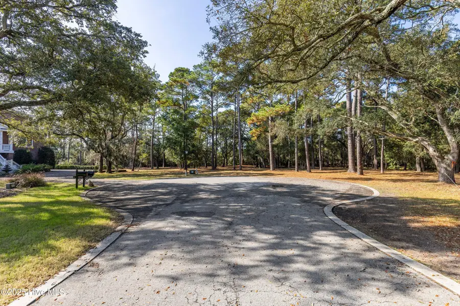 4002 Barnes Bluff Drive Se, Southport, NC 28461 - Image #3