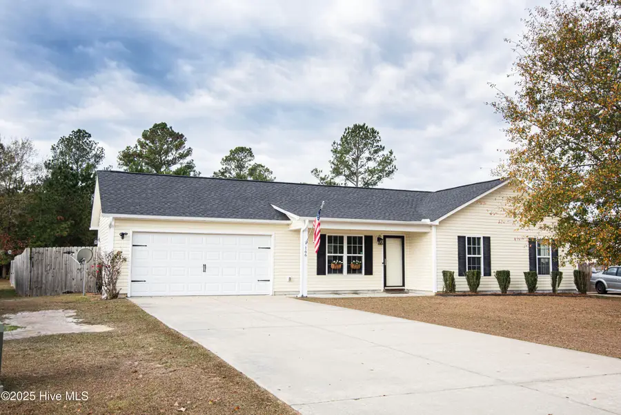 166 Ashbury Park Lane, Richlands, NC 28574 - Image #2