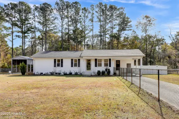 233 Halls Creek Road, New Bern, NC 28560