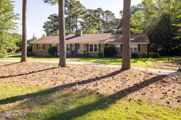 202 Forest Drive, Clinton, NC 28328