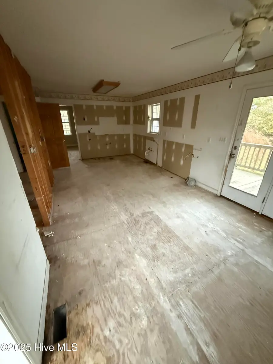 228 Gill Net Lane, Sneads Ferry, NC 28460 - Image #3