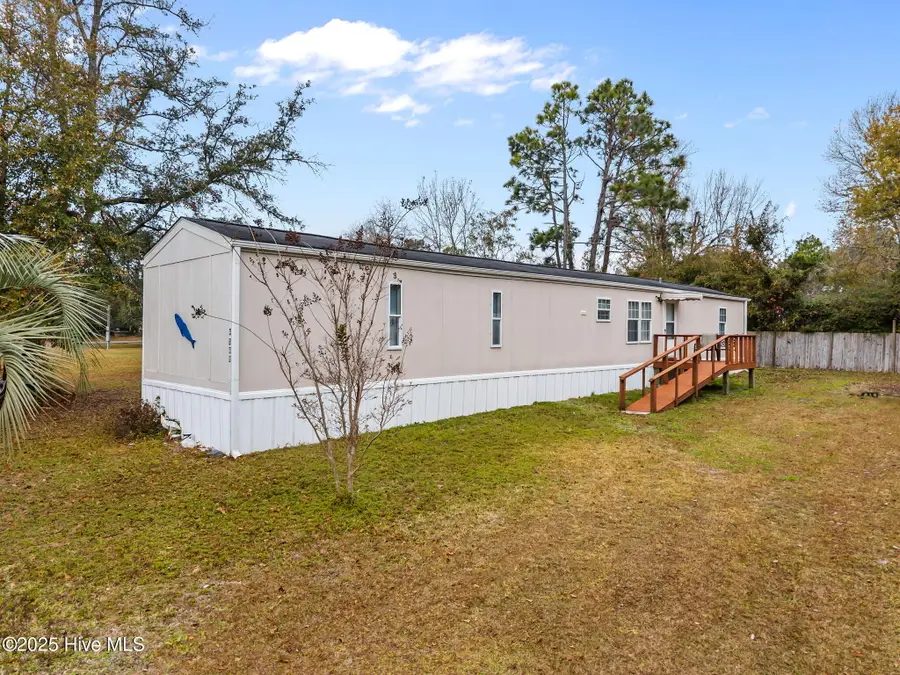 4568 Cedar Street Se, Southport, NC 28461 - Image #2