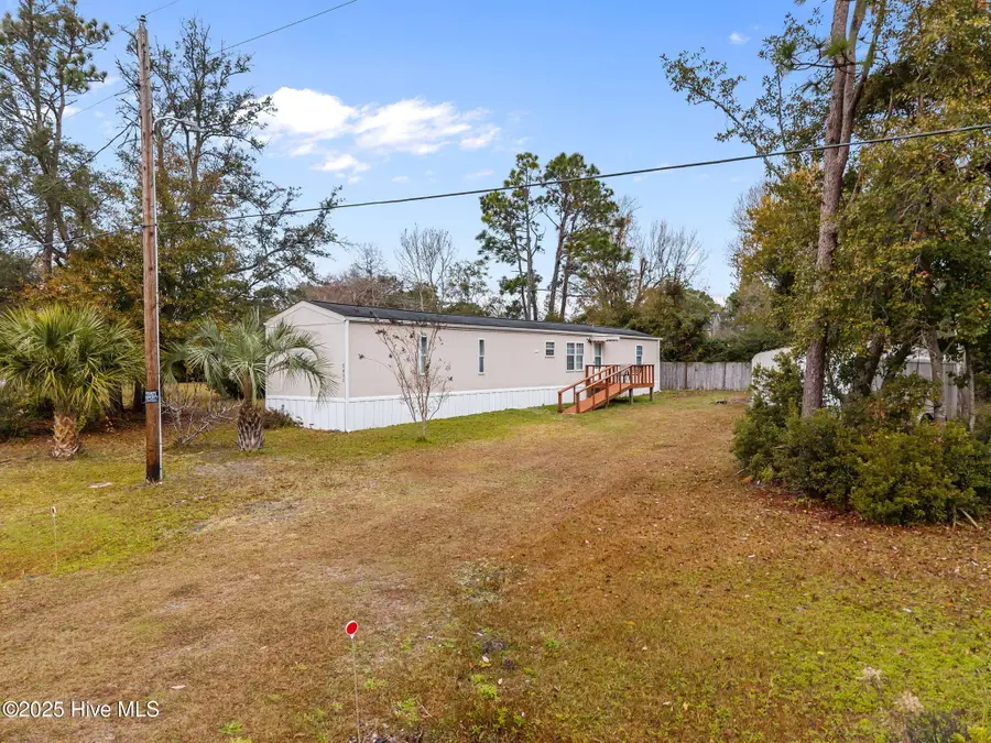 4568 Cedar Street Se, Southport, NC 28461 - Image #3