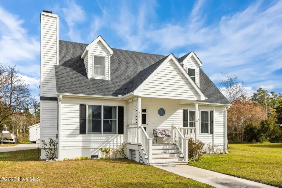 289 Croaker Street, Davis, NC 28524 - Image #2