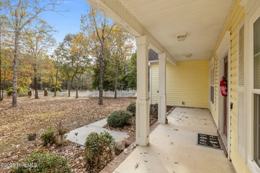 100 White Swan Way, Swansboro, NC 28584 - Image #2