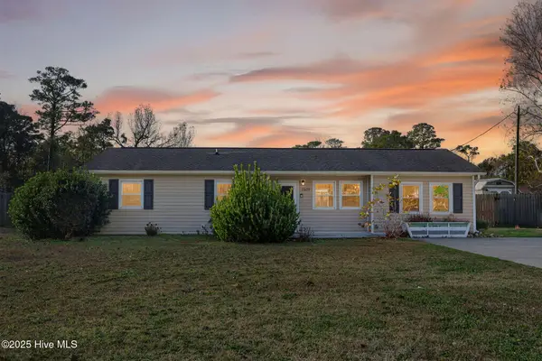 3509 Middle Sound Loop Road, Wilmington, NC 28411