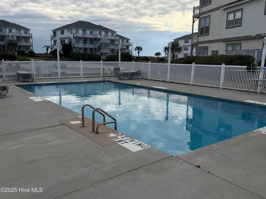 2802 Pier Pointe Drive, Emerald Isle, NC 28594 - Image #3