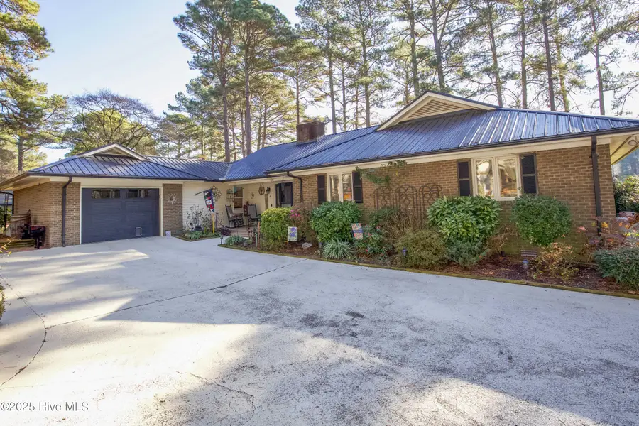 104 Oxford Court, West End, NC 27376 - Image #3