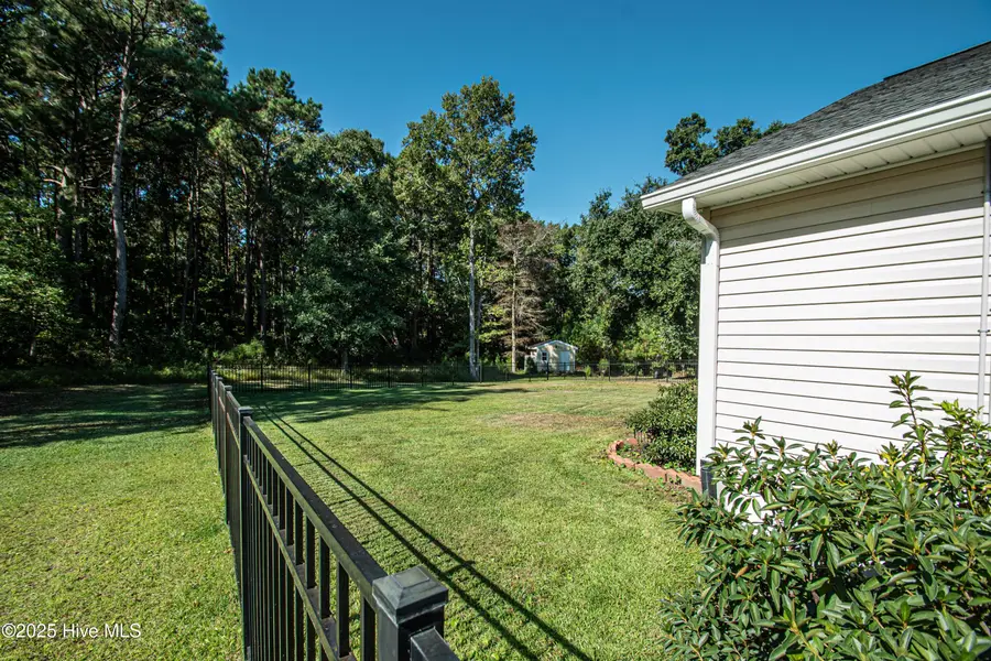 5360 Glennfield Circle Se, Southport, NC 28461 - Image #3