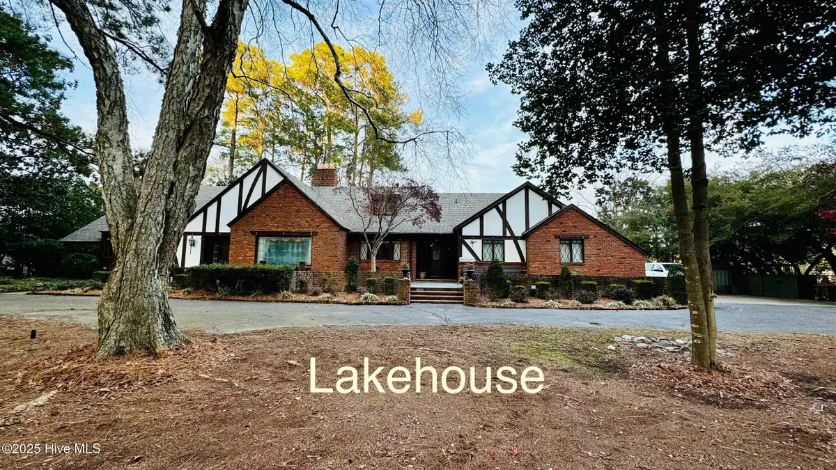 607 Lakeshore Drive, Goldsboro, NC 27534 - Image #1