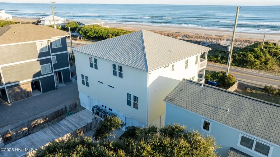 308 N Anderson Boulevard, Topsail Beach, NC 28445 - Image #3