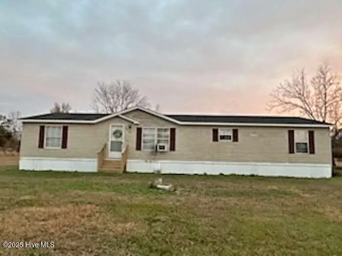 332 Best Road, Whiteville, NC 28472 - Image #1